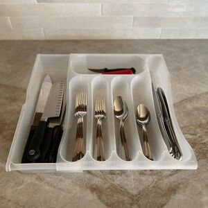Sterilite Clear Plastic Cutlery Tray Organizer